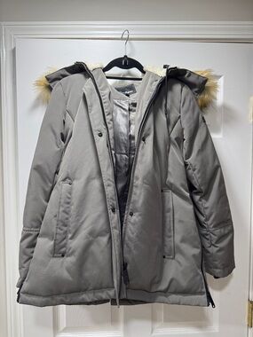 Women's Gray Hooded Parka Coat with Faux Fur Trim